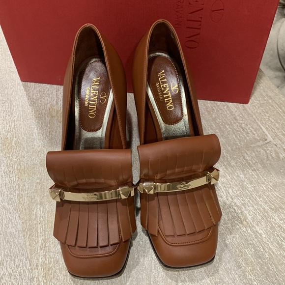 Valentino Garavani Heels - Picture 5 of 11